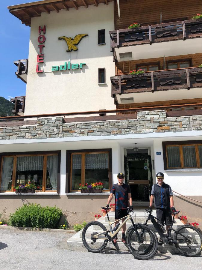 Hotel Adler ซาส-กรุนด์ ภายนอก รูปภาพ